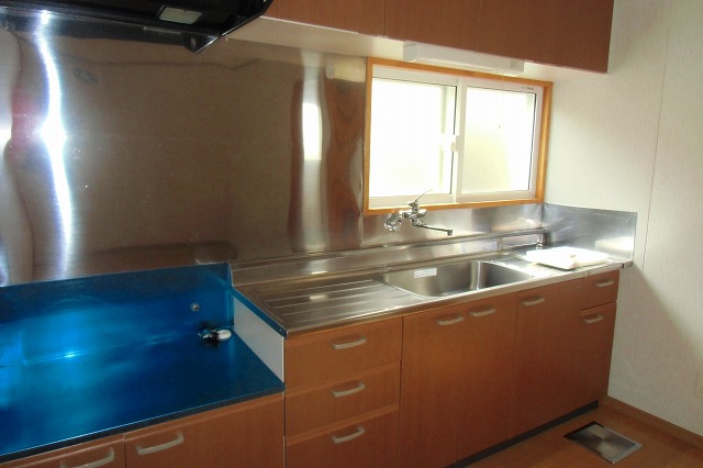 青森県十和田市東二十二番町13-4-1