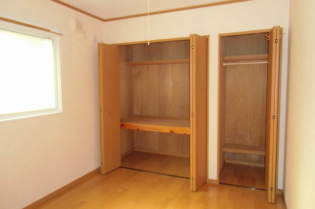 青森県十和田市東二十二番町13-4-1