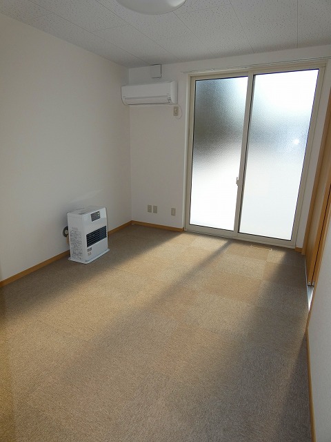 青森県上北郡東北町上北北二丁目33-68