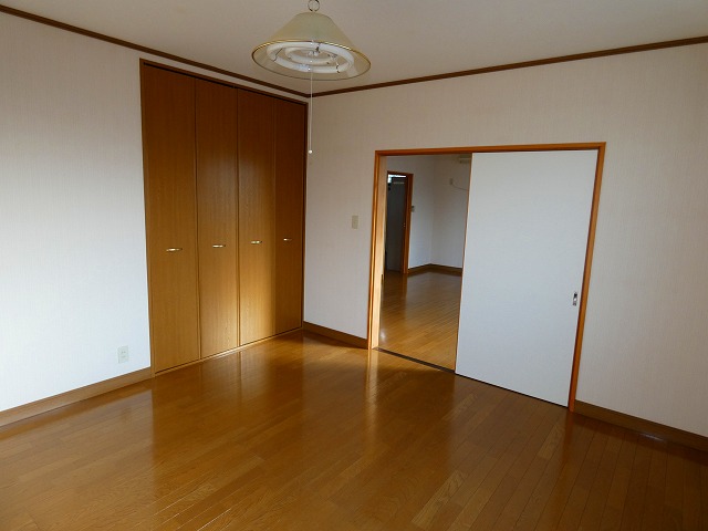 青森県上北郡東北町旭北一丁目31-95