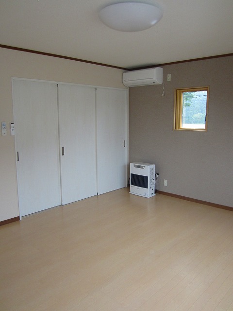 青森県上北郡七戸町荒熊内67-499