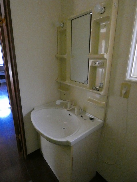 十和田市三本木字里ノ沢1-564