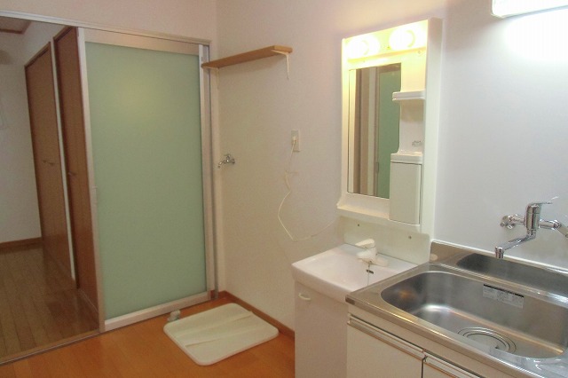 十和田市東二十三番町24-7