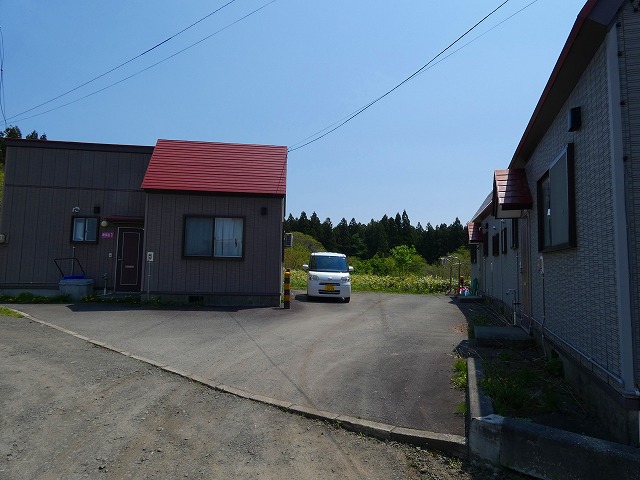 東北町大字上野字山添37-63