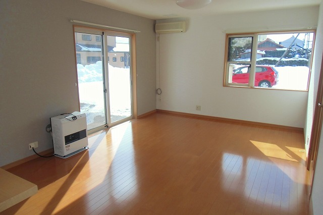 青森県十和田市東十四番町3-28