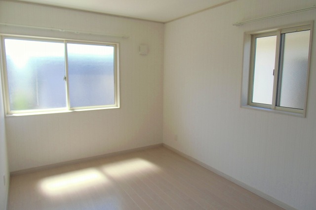 十和田市東十二番町7-36-4