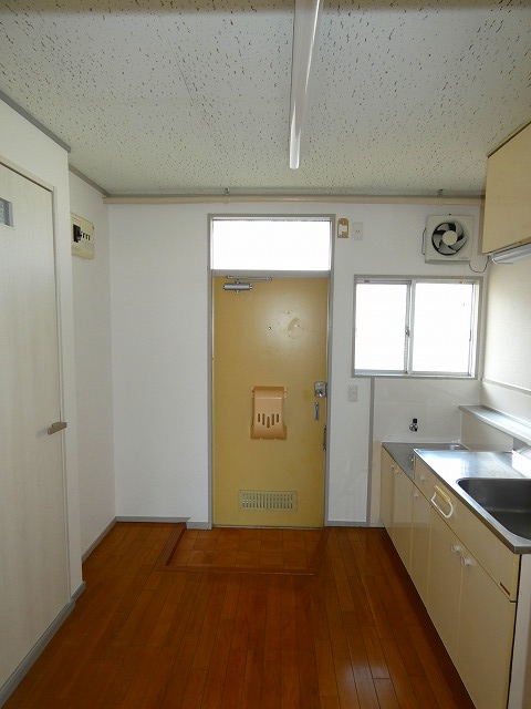 青森県十和田市東二十三番町30-12