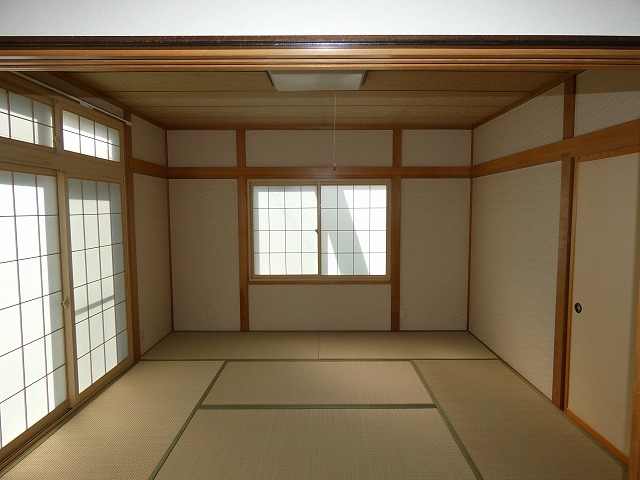 十和田市東十三番町34-44