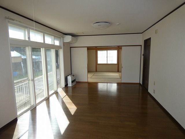 十和田市東十三番町34-44